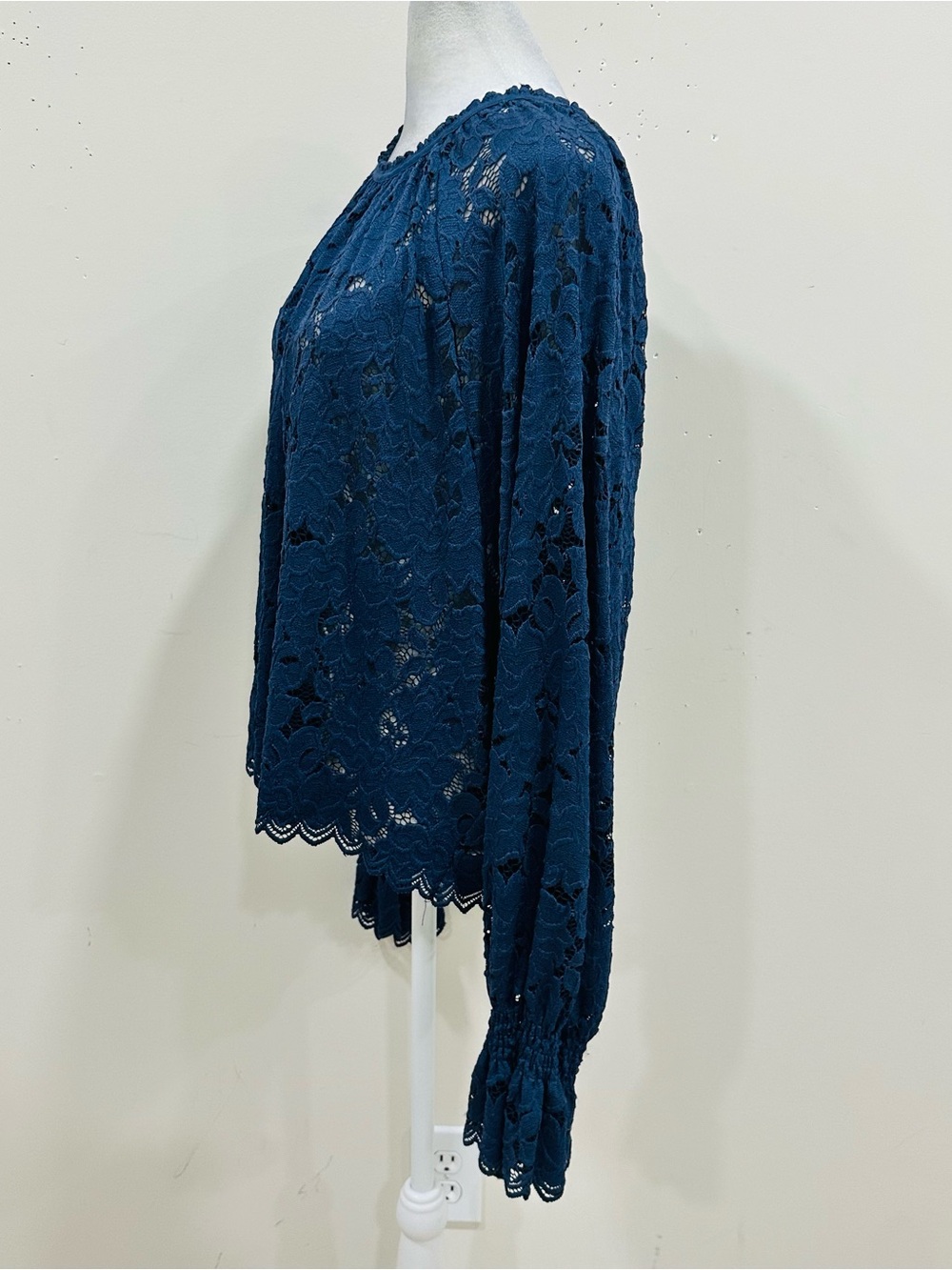 Free People Navy Blue Olivia Balloon‎ Sleeve Lace Blouse Size Medium - Picture 4 of 11